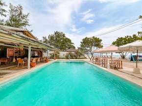 Bungalow Cafe Gili Beachfront